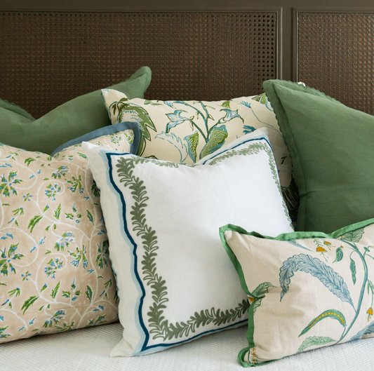 Palmerie Pillow
