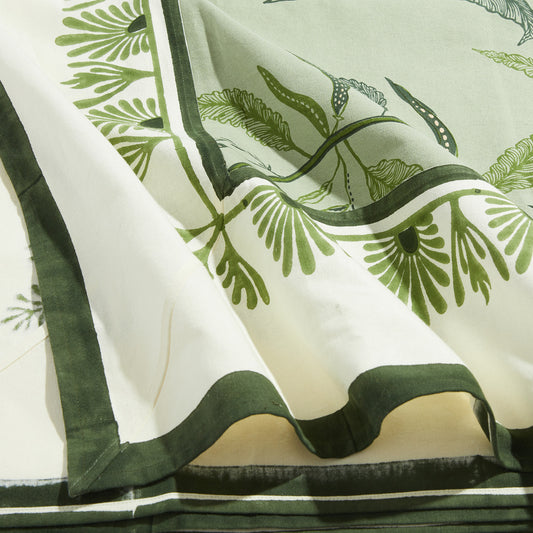 evergreen tablecloth with block green border